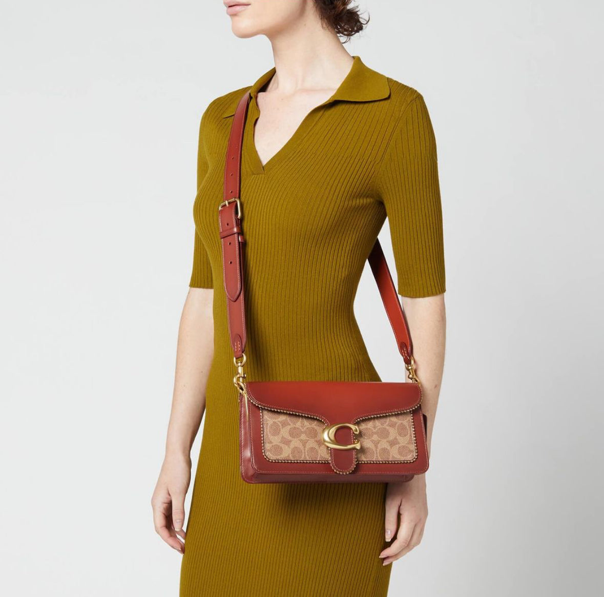 Coach Tabby 26 Signature Shoulder Bag