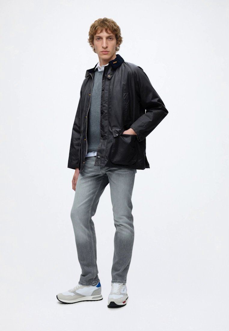 Barbour Men's Icons Bedale Waxed Cotton Jacket – Navy
