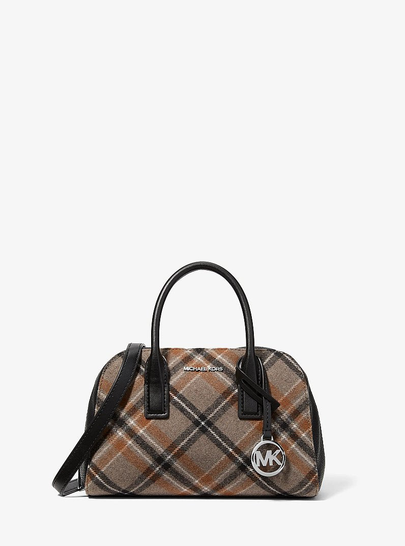 Michael Kors Ashton Küçük Postacı Çanta
