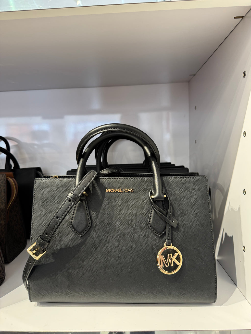 Bolso satchel mediano Sheila de piel sintética de Michael Kors