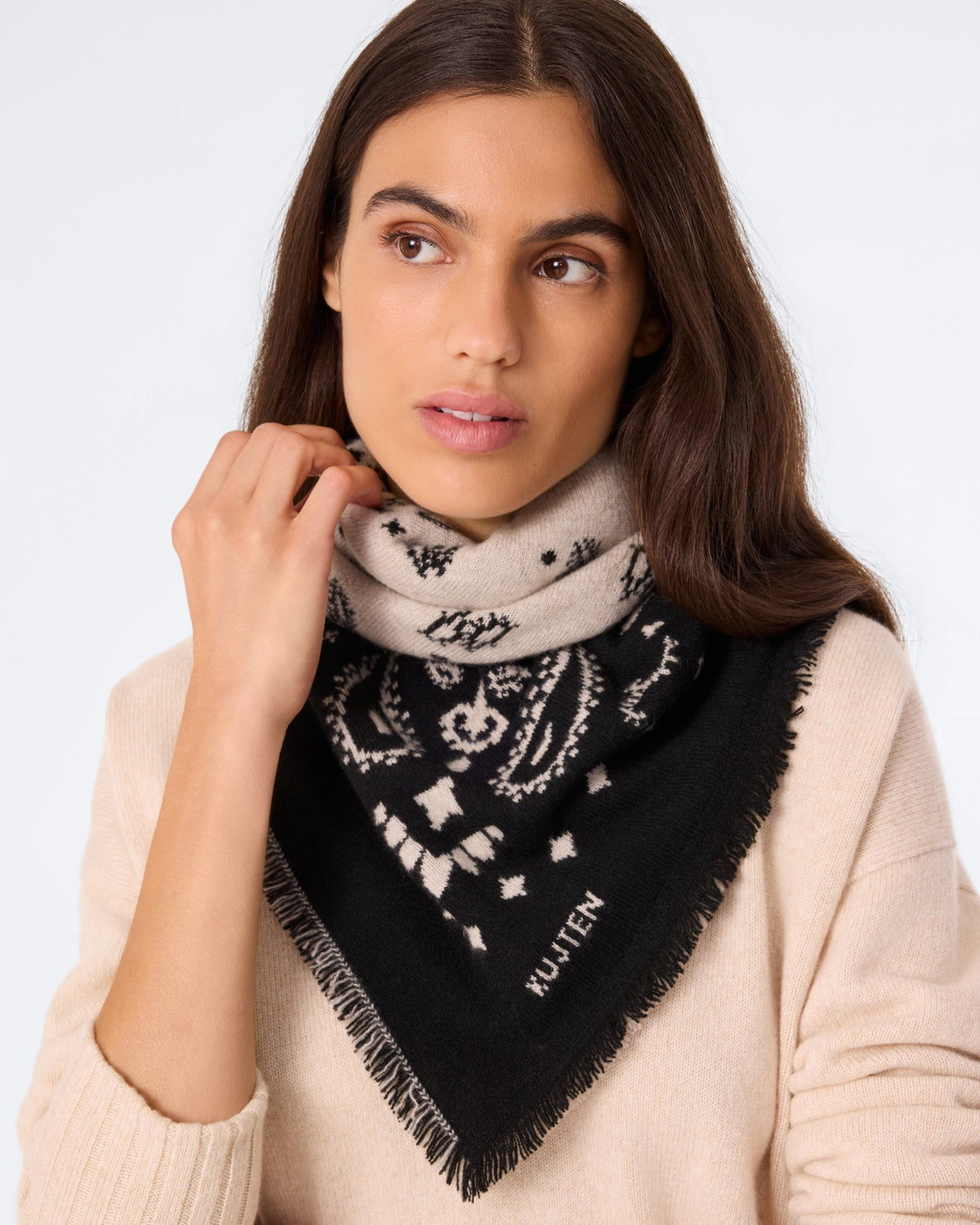 Kujten Tafi Reversible Cashmere Stole - Oats White 2