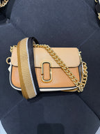 MARC JACOBS EL BOLSO DE HOMBRO J MARC 