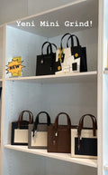 Marc Jacobs Mini Grind con logotipo