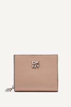 DKNY Sarah Bifold Zip Wallet (R61QAS07)