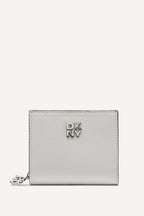 DKNY Sarah Bifold Zip Wallet (R61QAS07)