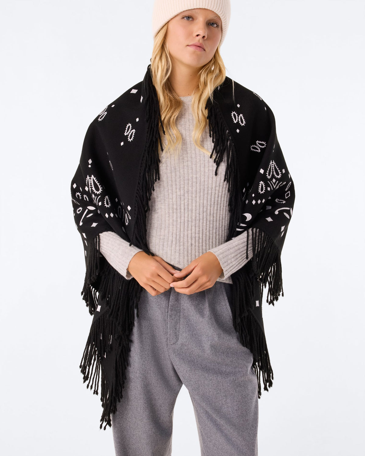 Kujten Sohare Bandana Cashmere Shawl - Black