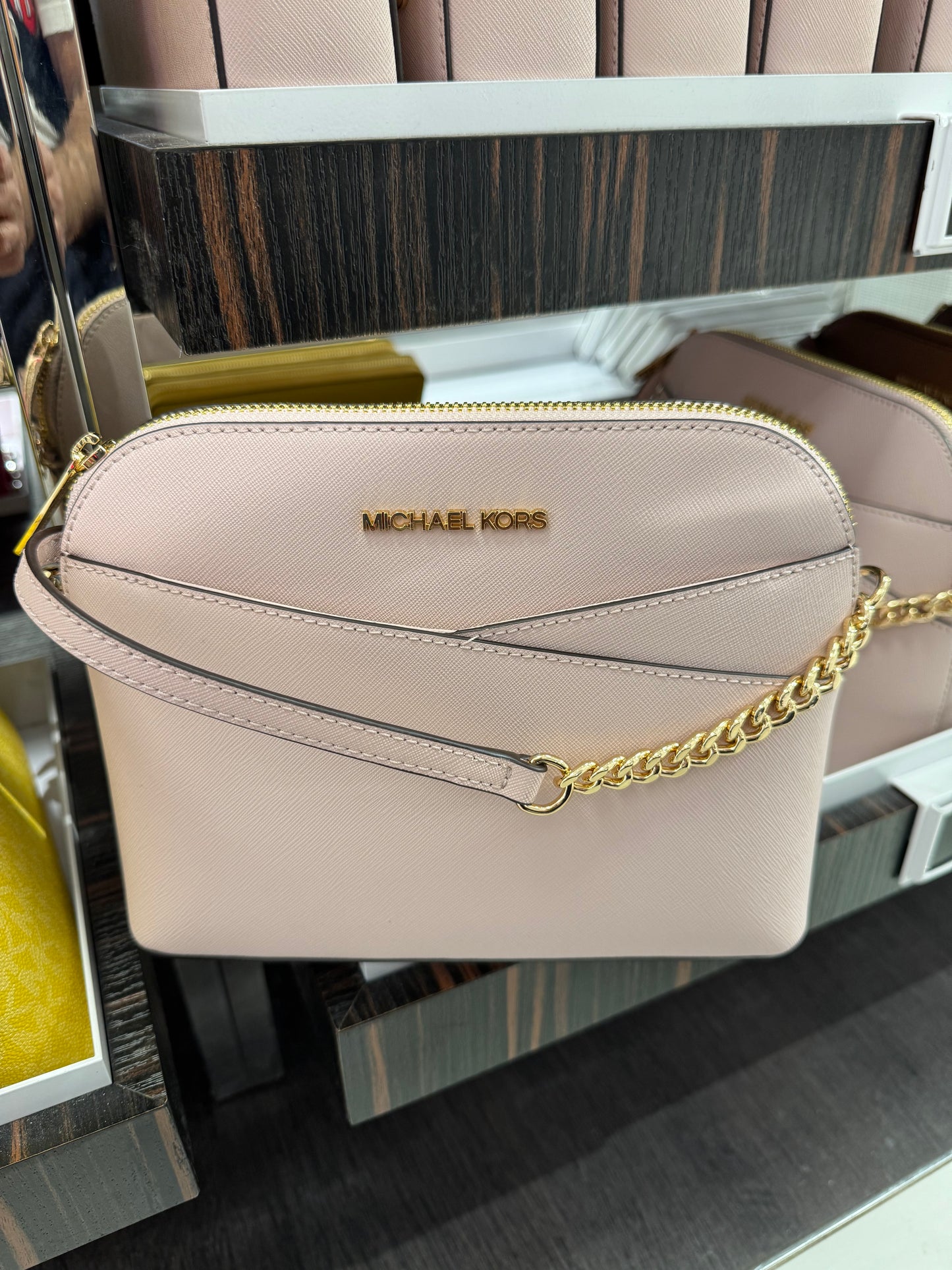 Michael Kors Jet Set Dome Umhängetasche