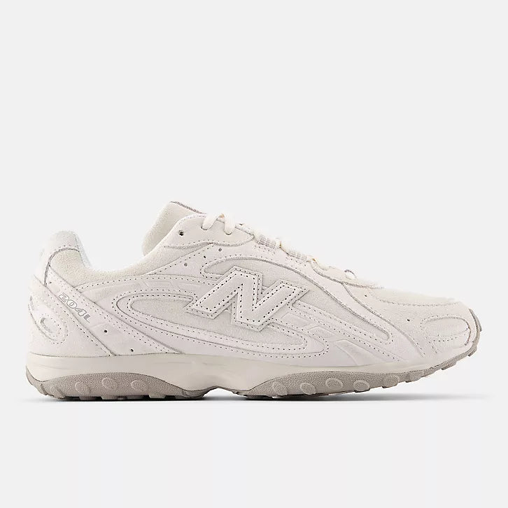 New Balance 204L