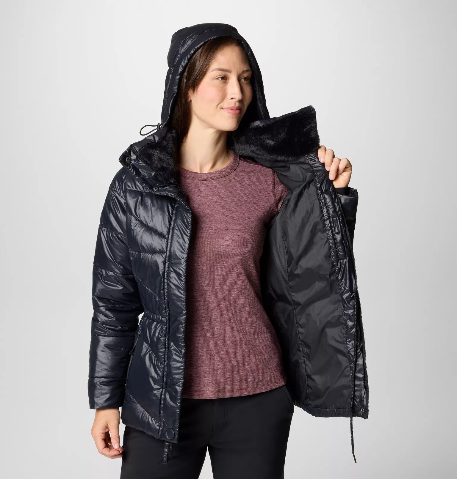 Chaqueta con capucha y aislamiento Columbia Peak to Park™ III para mujer