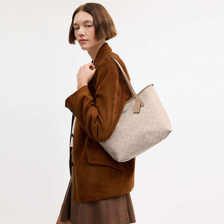 Coach Medium City Tote Bag