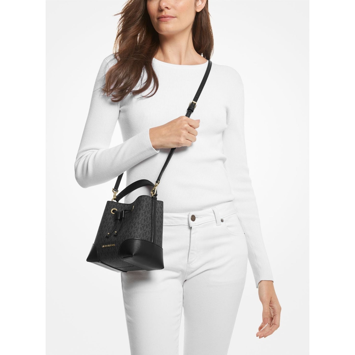 Michael Kors Mercer Beuteltasche mit kleinem Logo