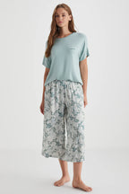 Catherine's Soft Texture Capri Set