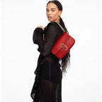 MARC JACOBS EL BOLSO DE HOMBRO J MARC 