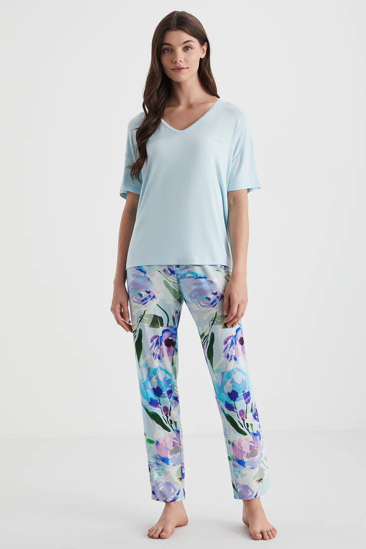 Catherine's Soft Texture Pajama Set