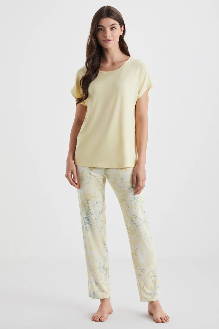 Catherine's Soft Texture Pajama Set
