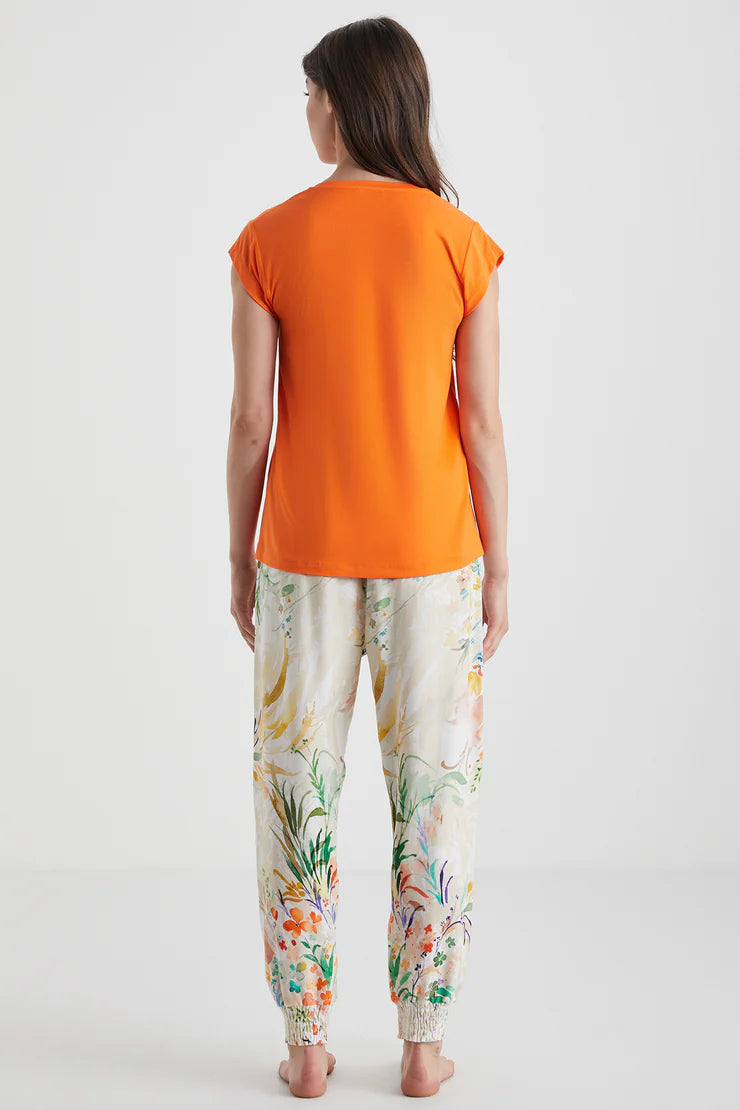 Catherine's Soft Texture Pajama Set