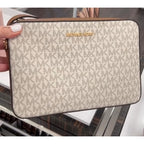 Michael Kors Jet Set Travel Crossbody Bag