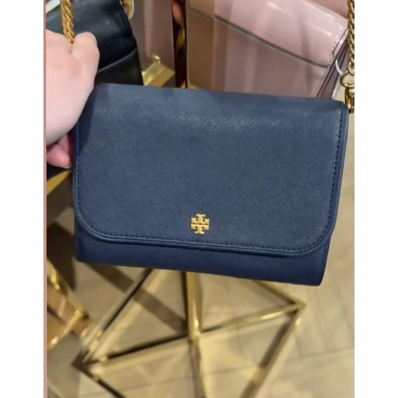 Tory Burch Emerson Kettenbrieftasche