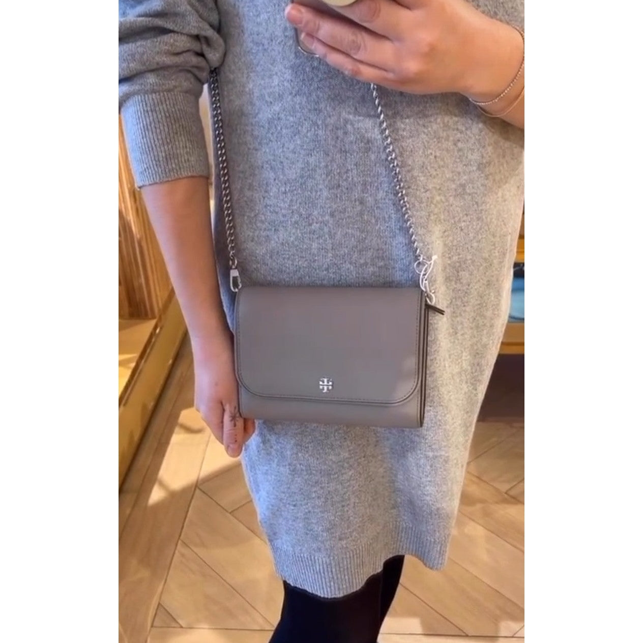 Tory Burch Emerson Kettenbrieftasche