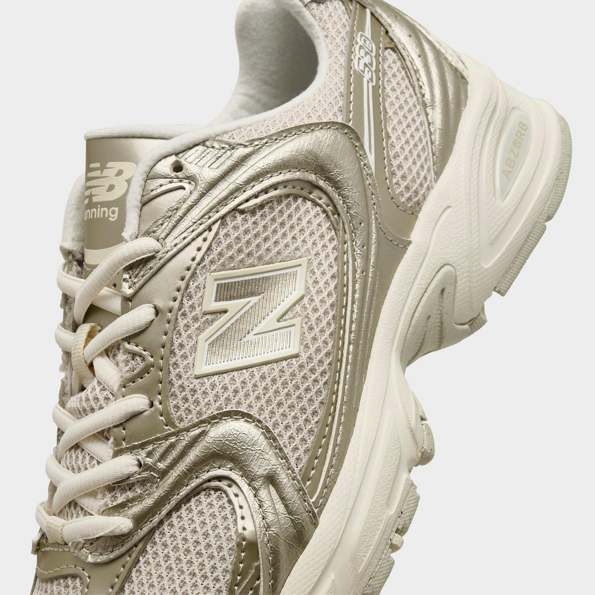 New Balance 530 - Gold metallic with linen 3