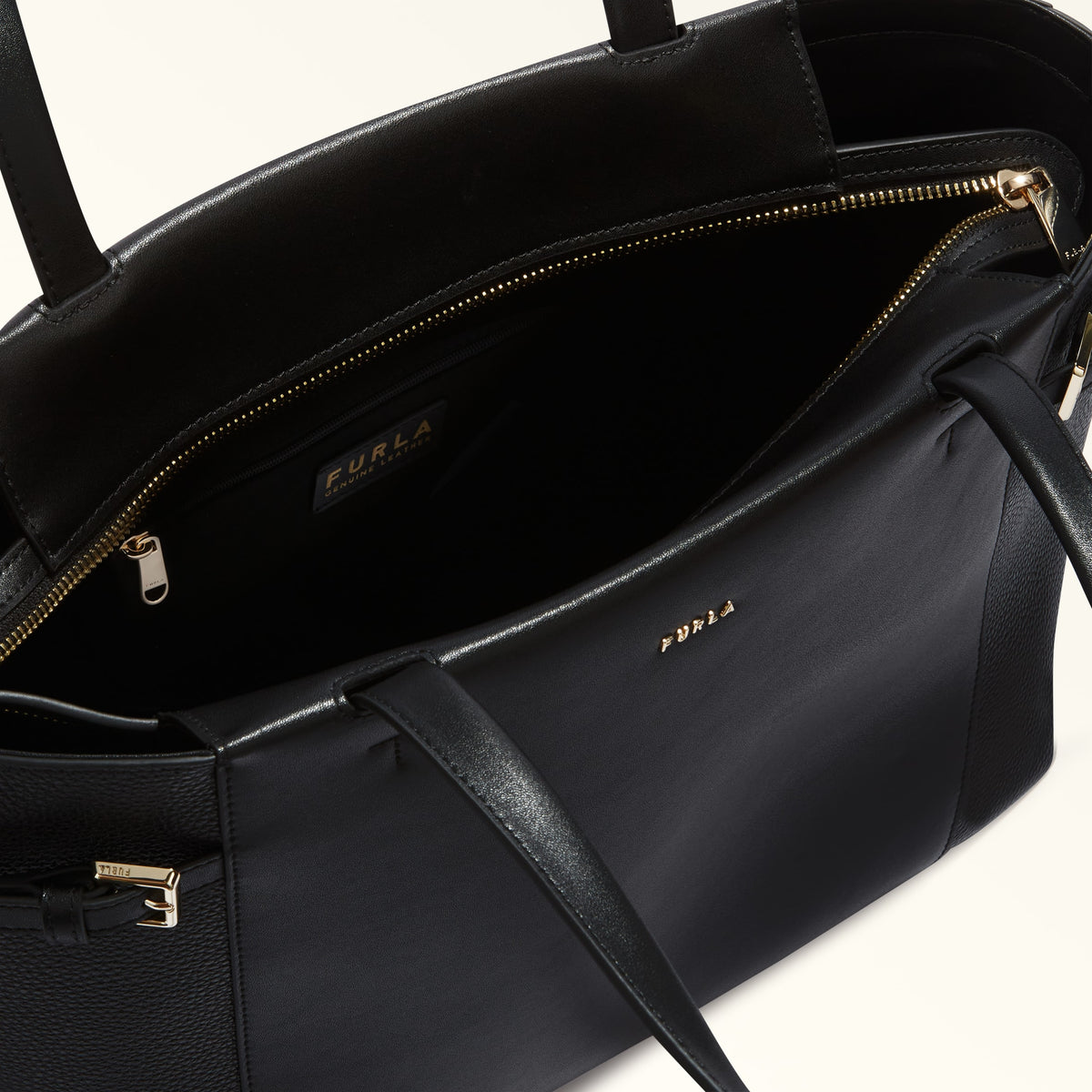 Furla Aura Tote Bag L - Black
