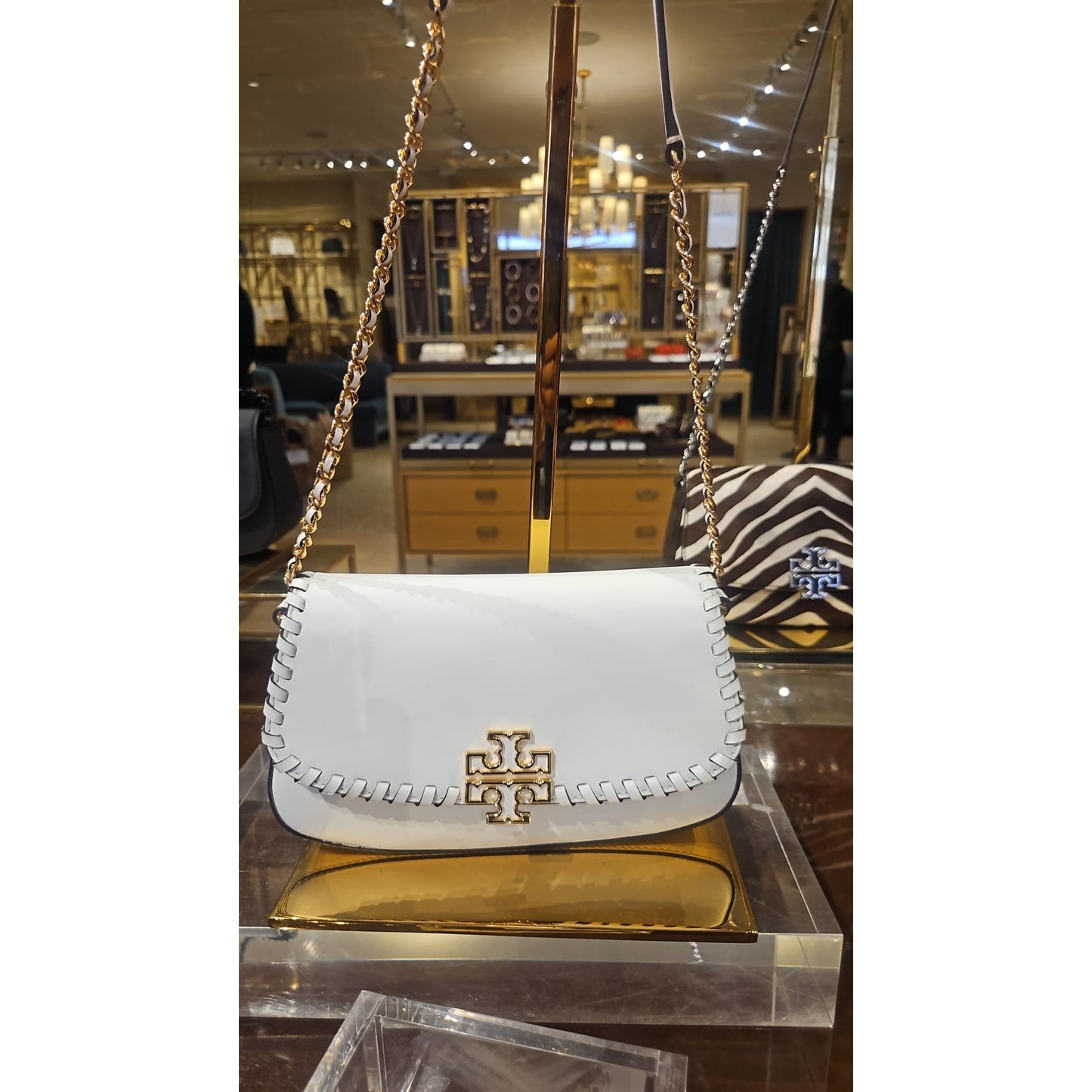 Tory Burch Britten Convertible Crossbody (Çift Askılı)