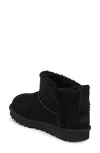 UGG Aiyanna Classic Ultra Mini Boot - Black