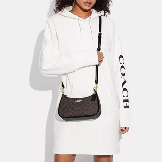 Coach Teri Shoulder Bag – Adjustable Strap Shoulder & Crossbody Style