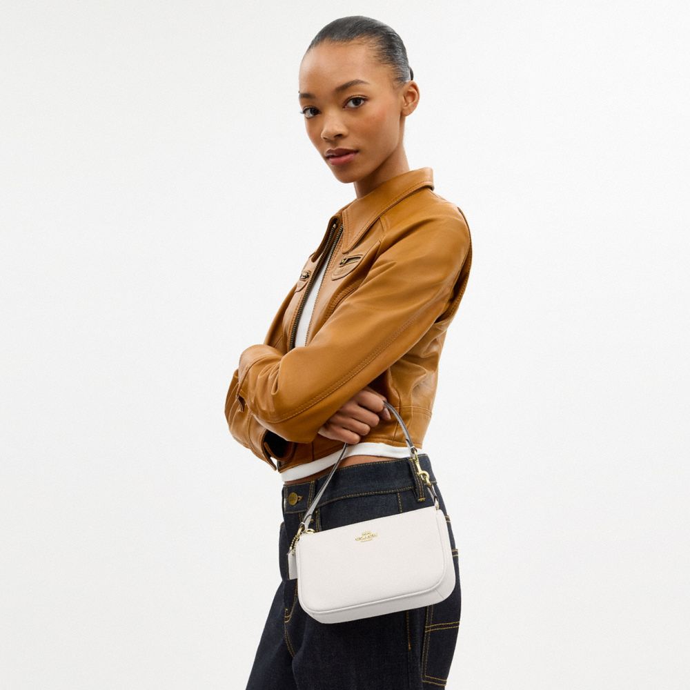 Coach Nolita 19