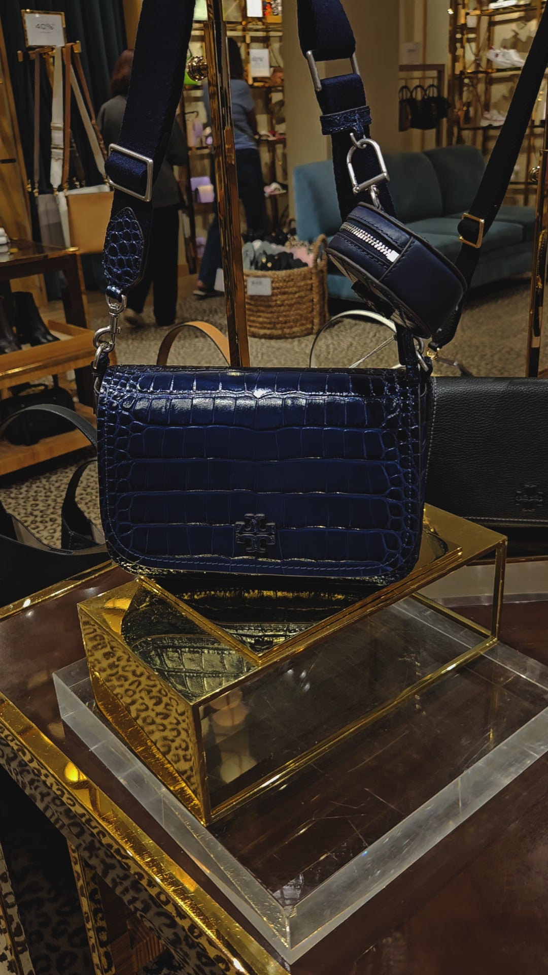 Tory burch Thea Flap Shoulder Bag