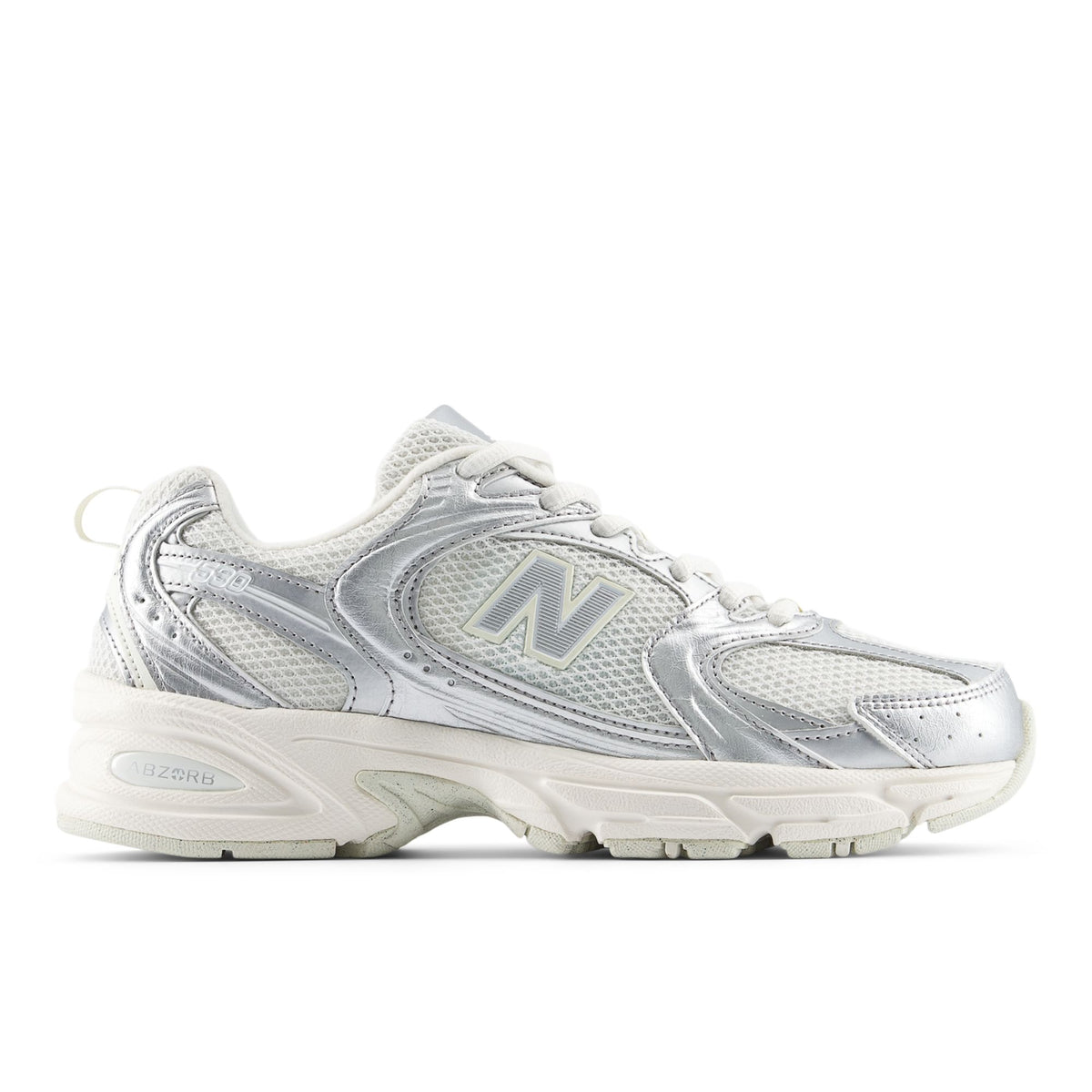 New Balance 530 - Silver metallic with reflection
