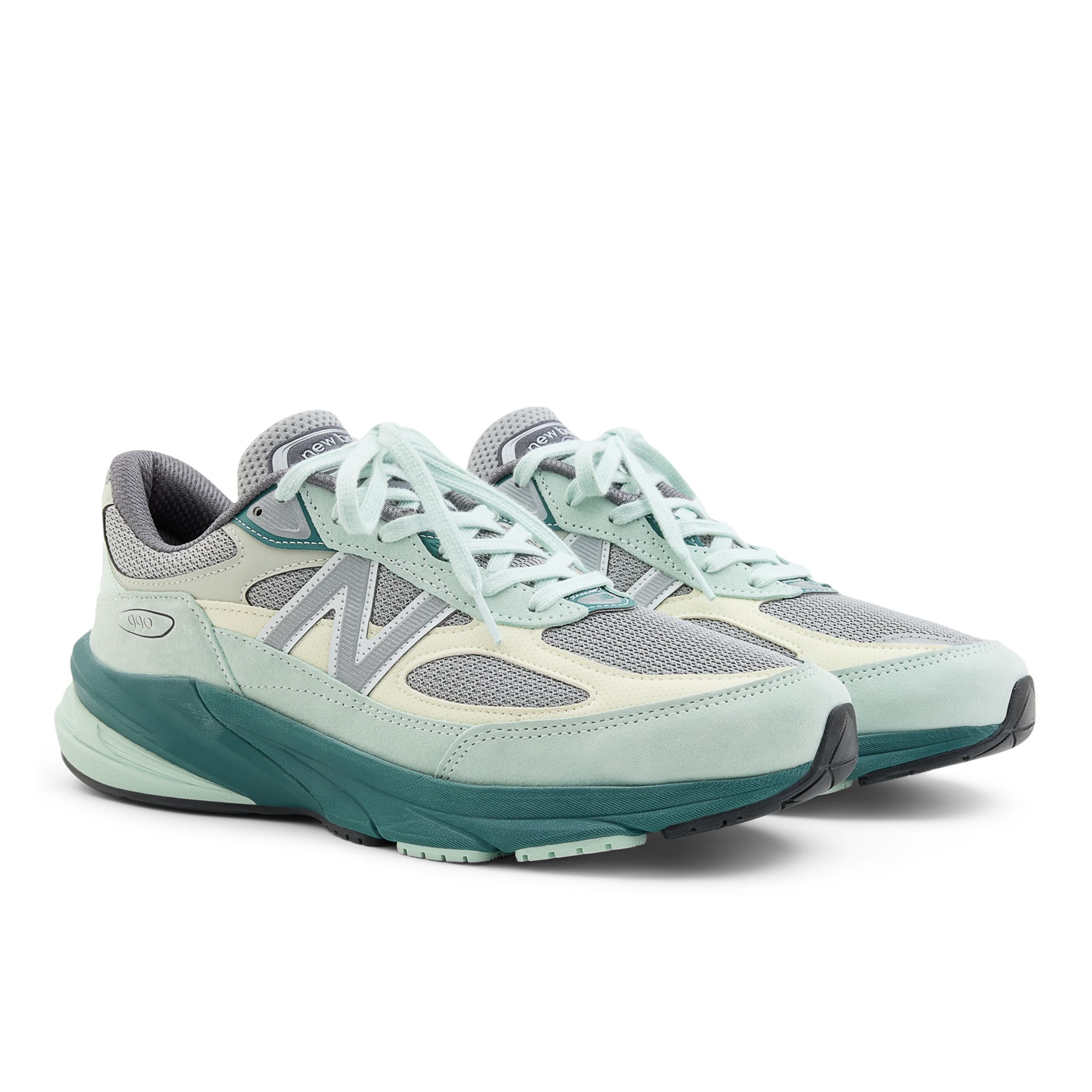 New Balance 990v6 - Clay ash with new spruce and slate grey