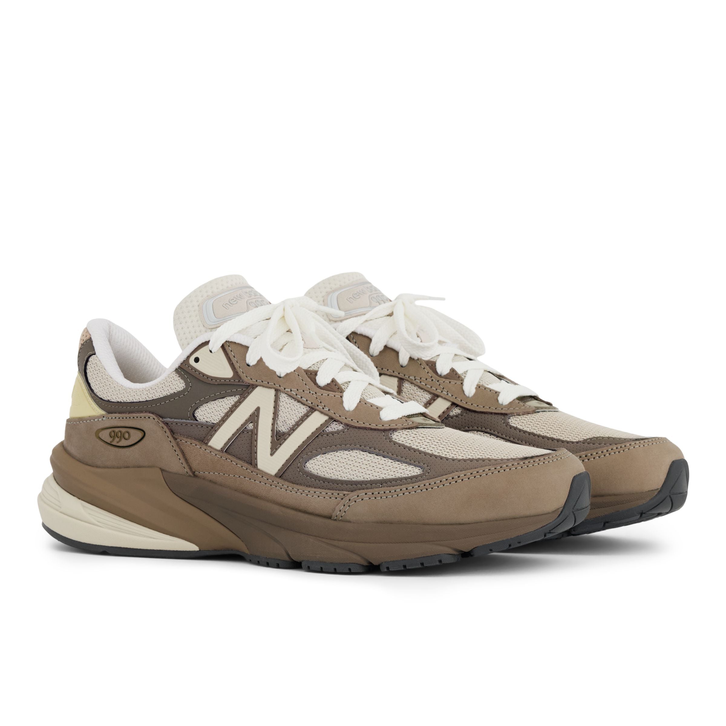 New Balance 990v6 - Driftwood with timberwolf and mushroom