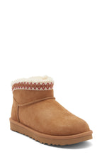 UGG Classic Ultra Mini Taslyn Bootie - Chestnut